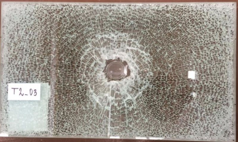 Tests Of The Embedded Laminated Glass Connection Under Short term 
